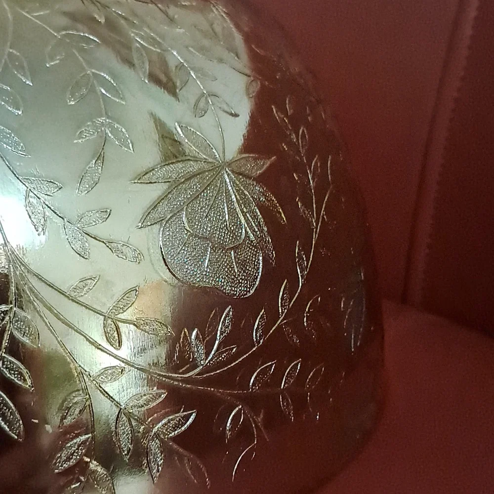 Vintage Jeanette Floragold Louisa Iridescent Serving Bowl / Fruit Bowl